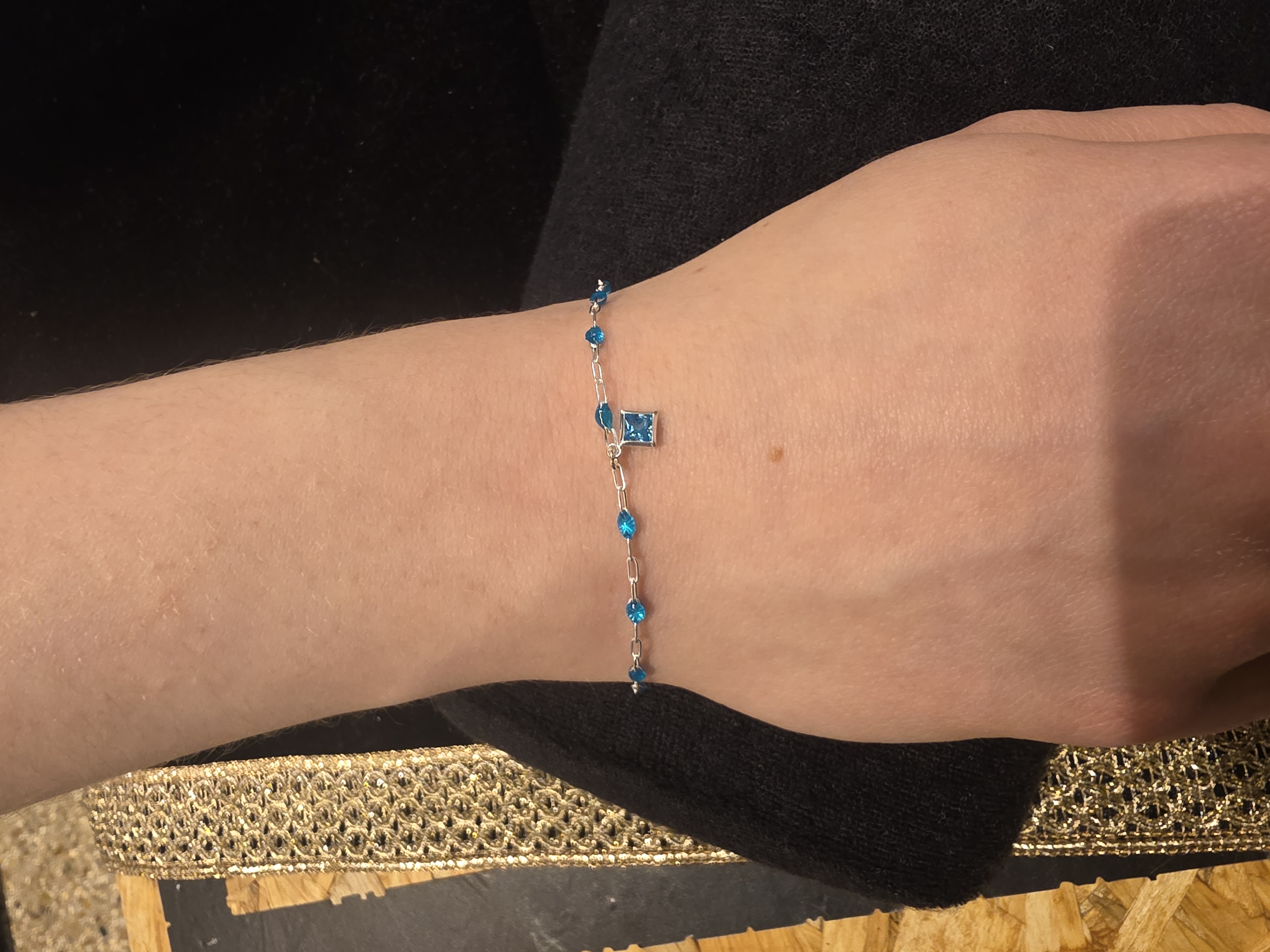 Permanent jewellery - bracelet, blue & charm