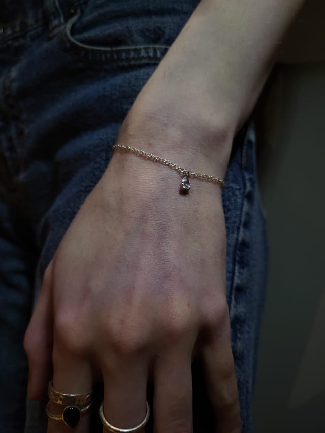 Permanent jewellery - bracelet, georgie with charm