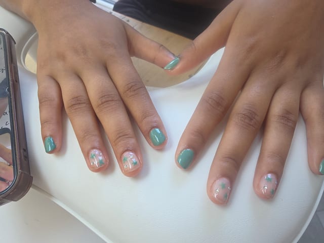 Nail set - green star nails