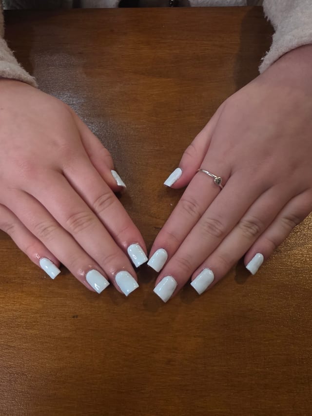 Nail set - pale blue extensions